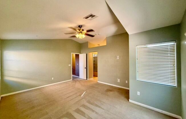 3 beds, 2.5 baths, $1,800