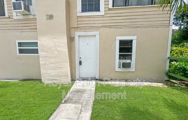 1615 Evans AVE