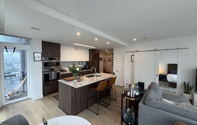 Gorgeous 2BD/2BA Corner Unit in the Heart of Navy Yard | Parking Included