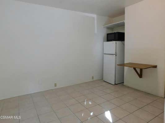 1 bed, 1 bath, $1,200, Unit B