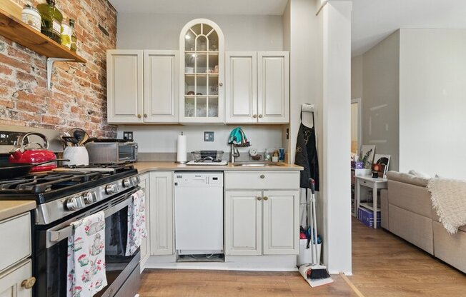 60 Pleasant Street