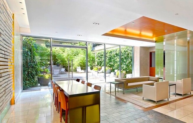 300 E 55th Street