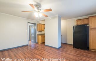 1505 W Lovers Lane