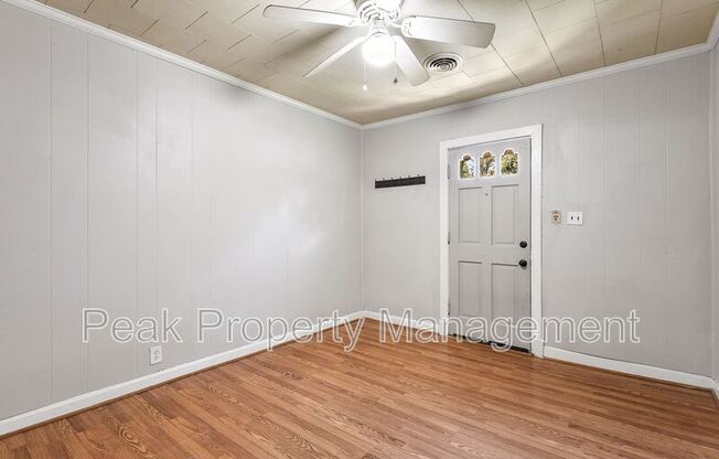 2009 MAPLEWOOD AVE