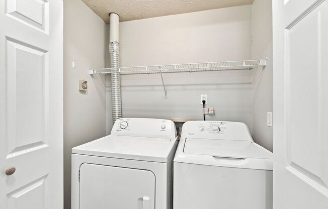 2 beds, 2 baths, 1,140 sqft, $1,495