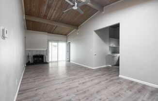 Attached garage!