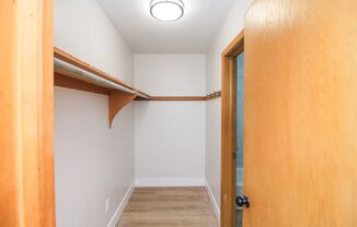 Studio, 1 bath, 308 sqft, $695, Unit 700-03