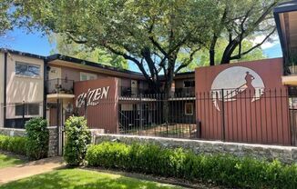 Spacious 2 bedroom condo with private fenced patio!