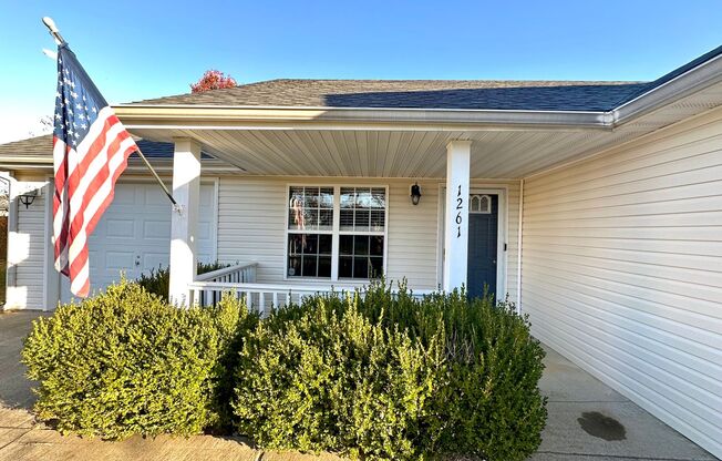 1261 Silver Star Dr. Clarksville, TN 37042 *Move-In Special: 1/2 off 1st Month's Rent*