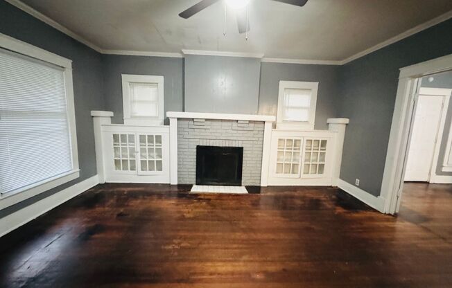 3648 Evangeline Street (2 Bed/1 Bath)