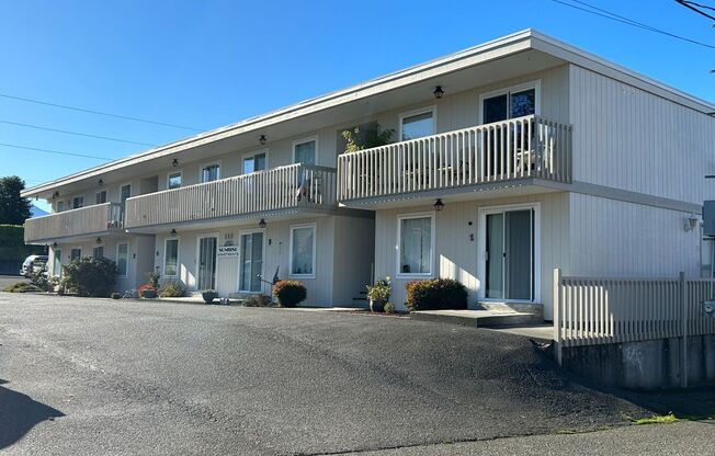 2 beds, 1 bath, $1,450, Unit Unit 05