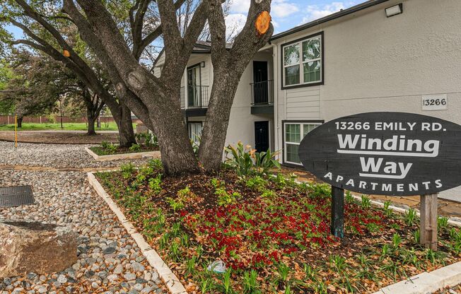1 bed, 1 bath, 528 sqft, $875, Unit 211