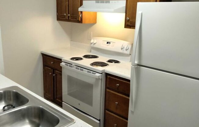 2 beds, 2 baths, 1,000 sqft, $1,745, Unit 310 B Commonwealth Court