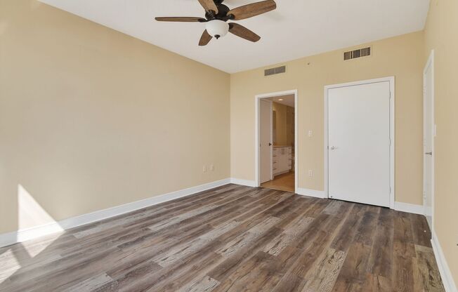 1 bed, 1 bath, 755 sqft, $2,550, Unit #426