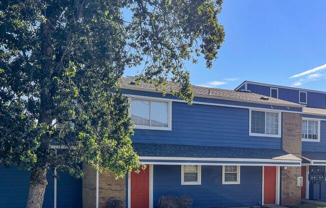 1900 KICKINGBIRD RD