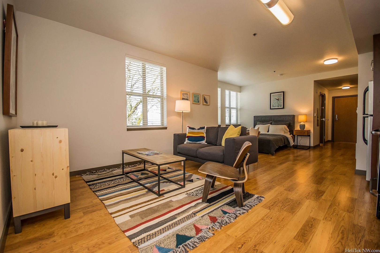 Corbett Heights Apartments in SW Portland, Oregon - Studio, 1-Bedroom, and 2-Bedroom Urban Apartments