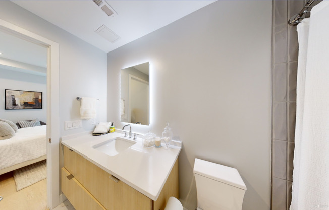 2 beds, 2 baths, 867 sqft, $4,195, Unit 701
