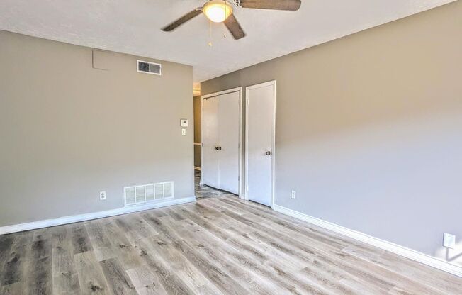 Awesome location! 2/1 Condo near Riverside in Gainesville