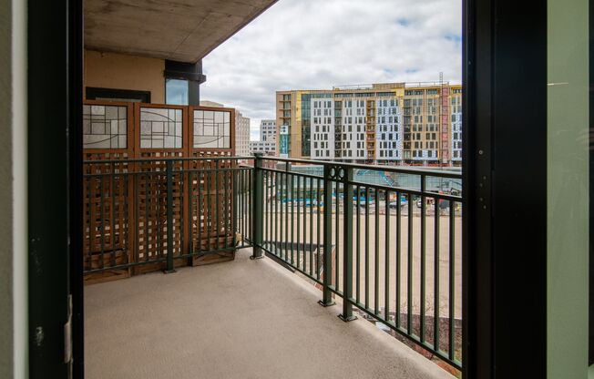 1 bed, 1 bath, 661 sqft, $1,825, Unit 0902