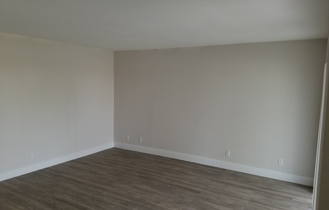 Studio, 1 bath, 525 sqft, $1,500, Unit C-26