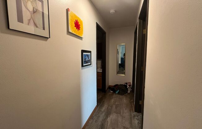 2 beds, 1.5 baths, $1,350, Unit 117