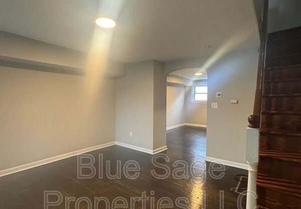 7059 GREENWOOD AVE