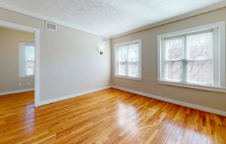 Carberry Apartments (3910 Cass St.)