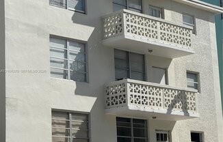 713 COLLINS ST
