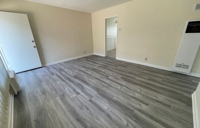 1 bed, 1 bath, 624 sqft, $1,999, Unit 406-21