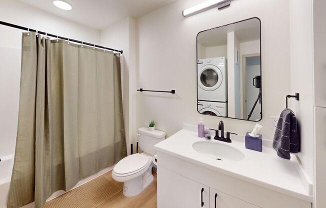 2 beds, 1 bath, 850 sqft, $1,145, Unit 1005-102 (Furnished)