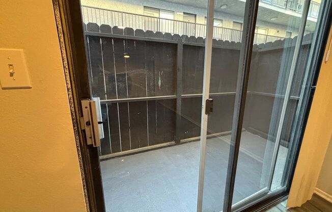 1 bed, 1 bath, 695 sqft, $1,498, Unit 126