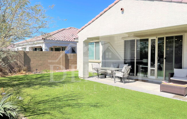 3 beds, 2 baths, 1,742 sqft, $2,295