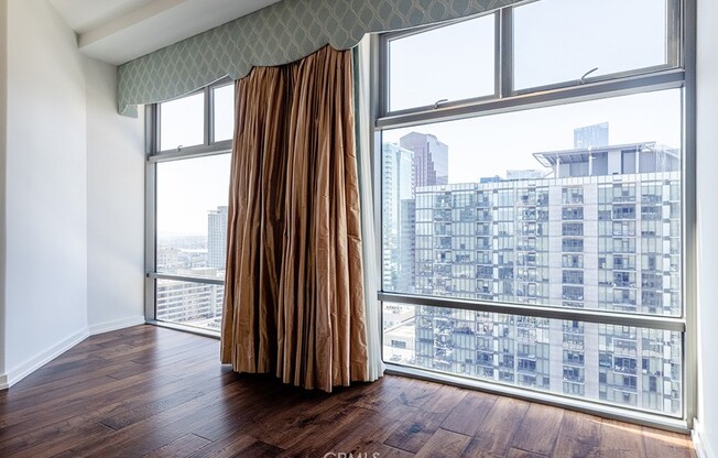 2 beds, 2 baths, 1,320 sqft, $3,850, Unit 1603