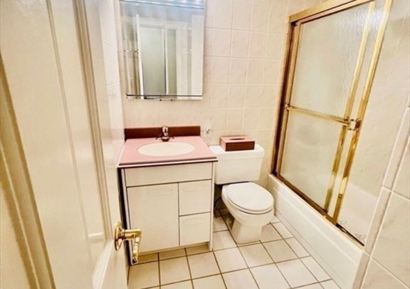 2 beds, 2 baths, 1,315 sqft, $4,250, Unit 14N