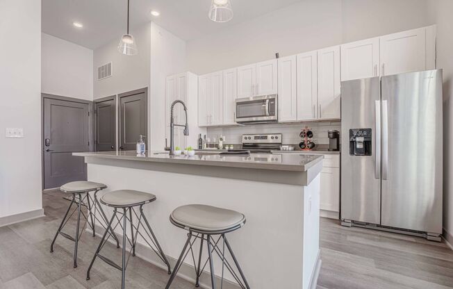 1 bed, 1 bath, 725 sqft, $1,610, Unit A111