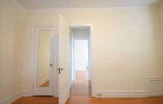 1 bed, 1 bath, 575 sqft, $1,001, Unit 204