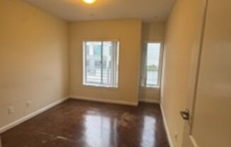 2 beds, 1 bath, 1,100 sqft, $2,895, Unit 502