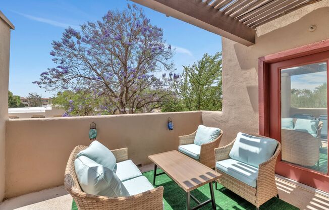 2 beds, 2 baths, $2,495, Unit # 2025