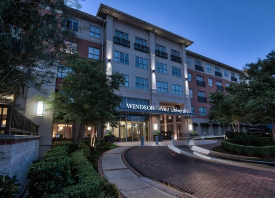 Windsor at West University