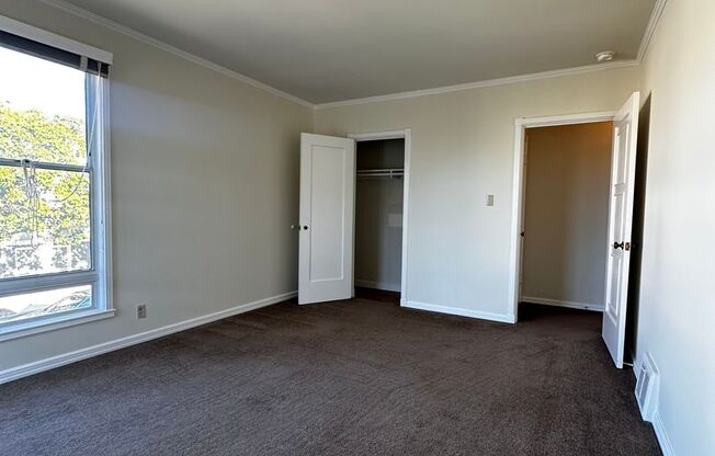 2 beds, 1 bath, $3,495, Unit 201