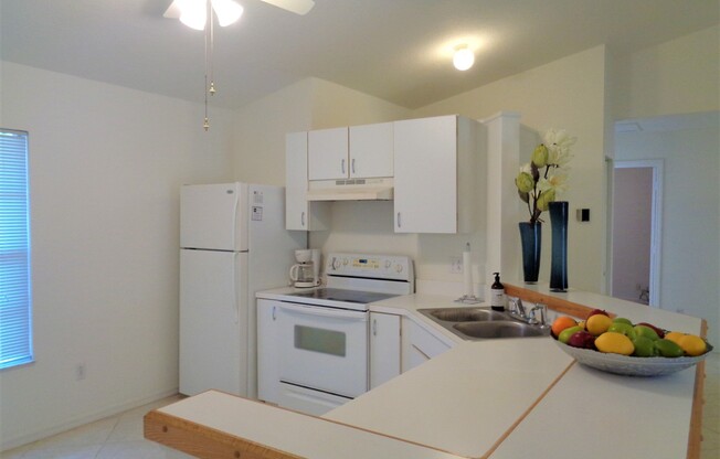 3 beds, 2 baths, $2,400