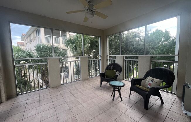 2 beds, 2 baths, $2,200, Unit # 1931