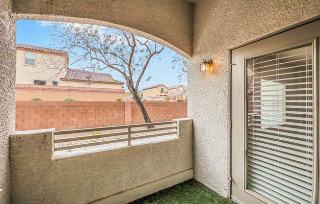 3 beds, 2 baths, $1,800, Unit UNIT 124