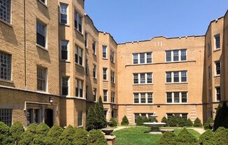 2024 W FOSTER GDN
