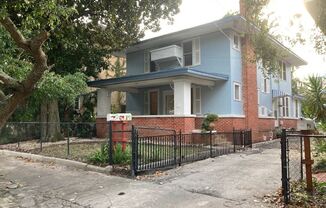 1416 Pearl St