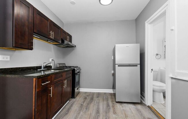 Studio, 1 bath, 270 sqft, $995, Unit 110