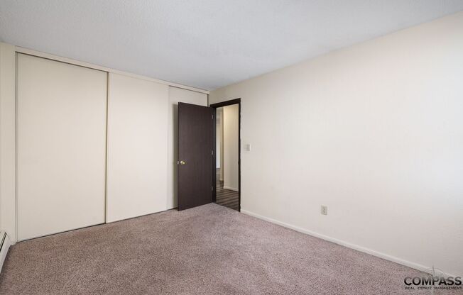 3 beds, 2 baths, 1,209 sqft, $1,295, Unit 2215-228