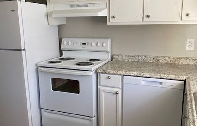 2 beds, 1.5 baths, 980 sqft, $1,095, Unit K2
