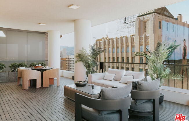 3 beds, 4 baths, 3,270 sqft, $19,995, Unit 14A