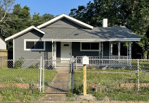 1105 N ORCH KNOB AVE